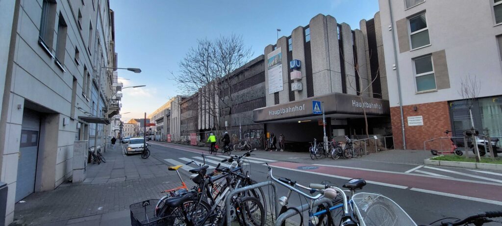 Verkehrssituation Quantiusstraße Bonn