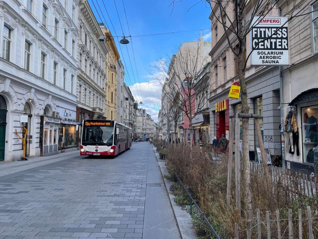 Busverkehr im Shared Space