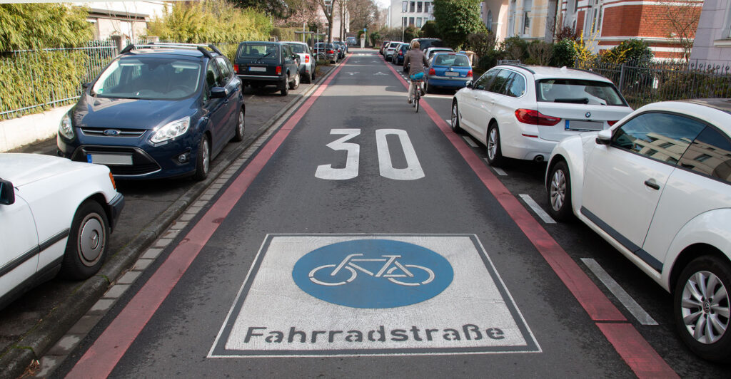 neues Design für Fahrradstraßen in Bonn