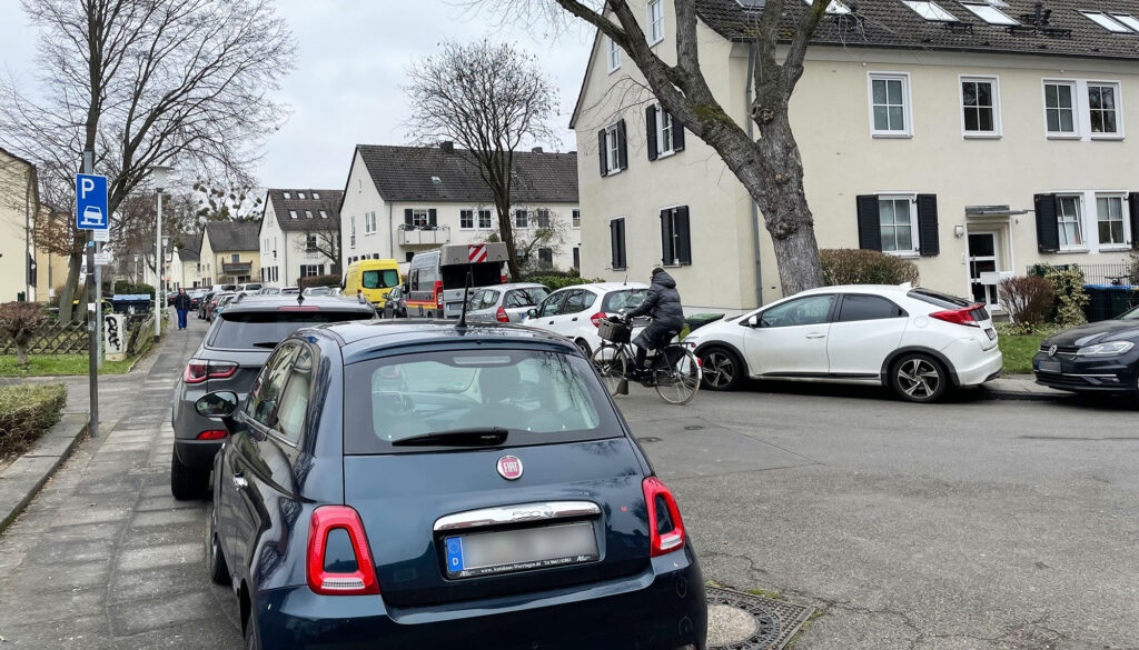 gekipptes Parken in Bonn