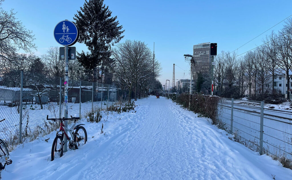 Bahnradweg UN-Campus